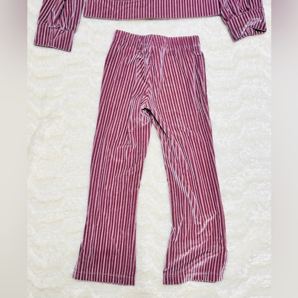 Nike Little Kids' 2-Piece Cozy Rib Track Set in Purple Size 5 - Picture 6 of 9